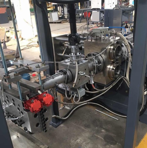 ?？迫垠w泵+雙柱換網(wǎng)器 PET打包帶生產(chǎn)線2